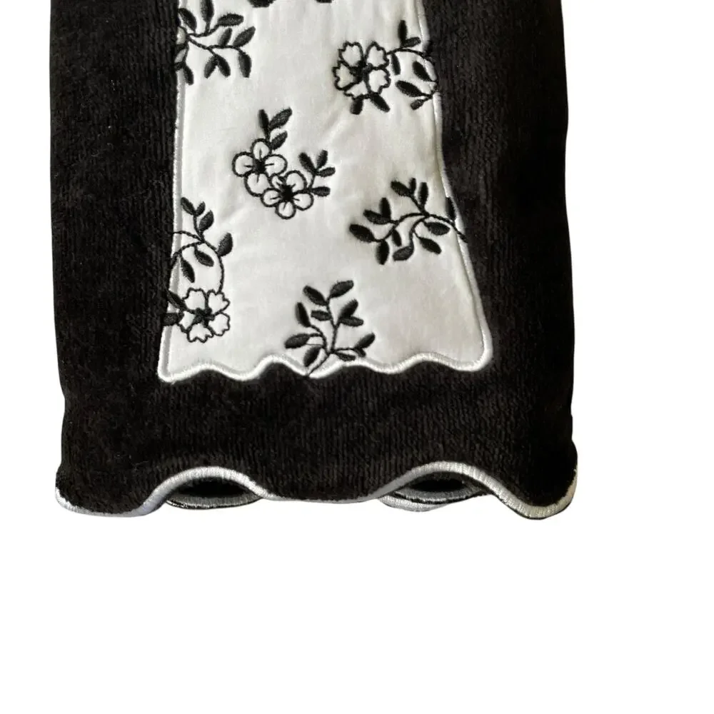 Kassa Decor  Halloween Ghost Hand Towels 18x28 Plush Black & White Set of 2 New